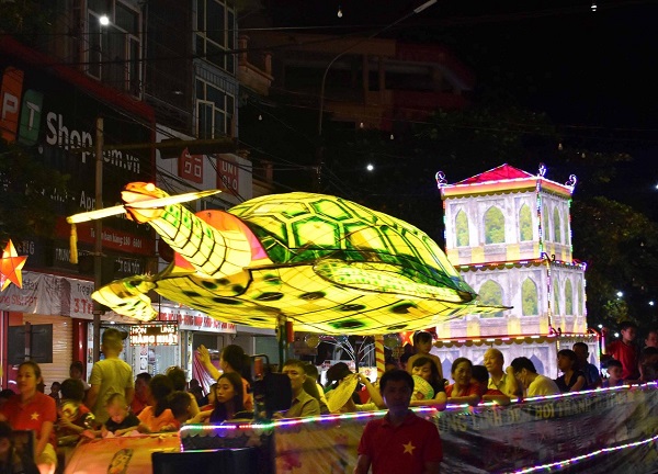 Trình Diễn 55 Mô Hình Đèn Trung Thu Tại Lễ Hội Thành Tuyên 2025  Nội dung được chia sẻ và đăng tải tại (http://thudung.test)