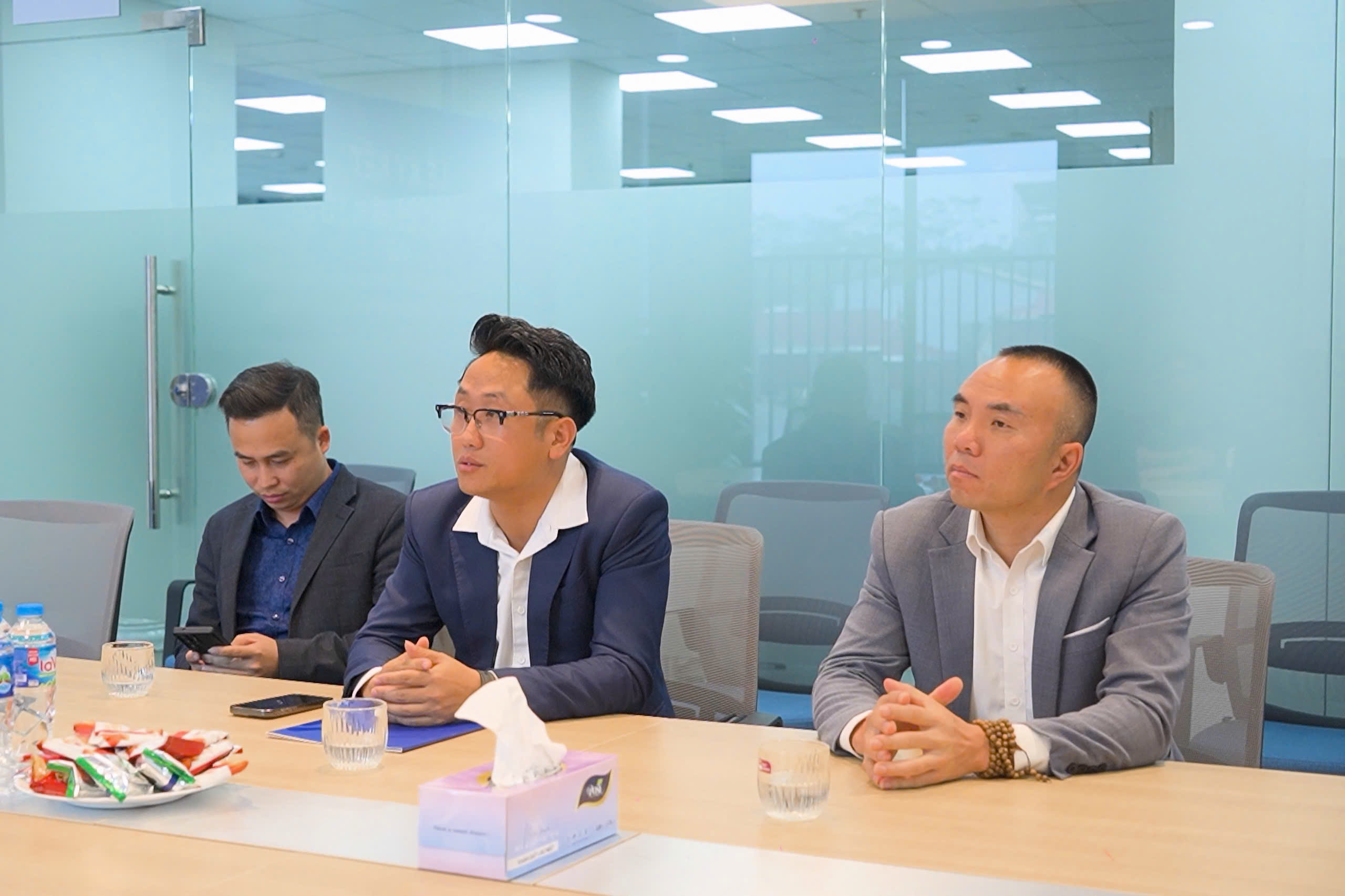 TNG Holdings và MB Tây Sơn ký kết hợp tác chiến lược, mở rộng hệ sinh thái tài chính – truyền thông